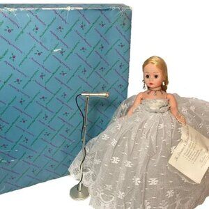 Madame Alexander Eva Peron Evita Doll Broadway Musical Theatre Lloyd Webber